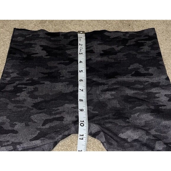 Spanx (Large) Leggings Look At Me Now Seamless Womens Black Camo FL3515 Workout - Picture 8 of 10